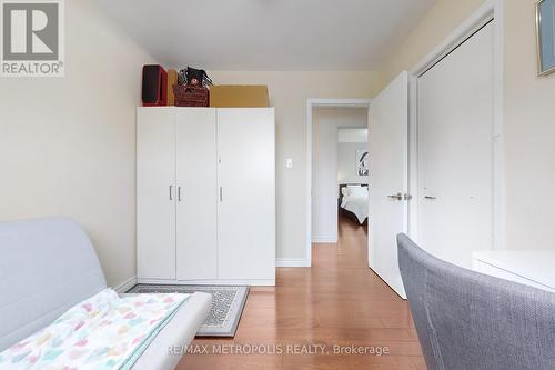 46 Bowhill Crescent, Toronto, ON - Indoor Photo Showing Bedroom