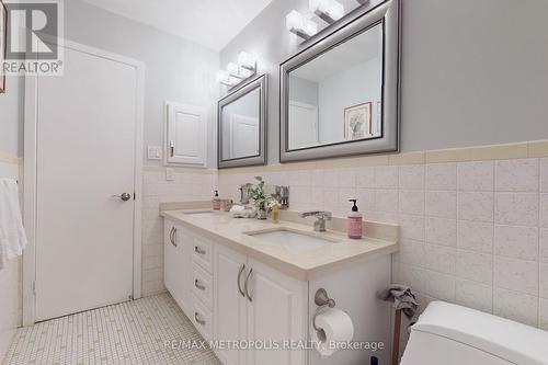 46 Bowhill Crescent, Toronto, ON - Indoor Photo Showing Bathroom