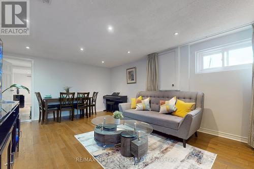 46 Bowhill Crescent, Toronto, ON - Indoor Photo Showing Living Room