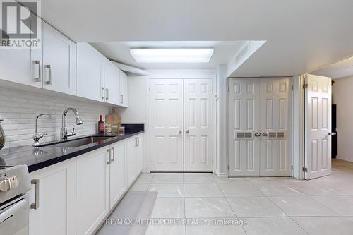 46 Bowhill Crescent, Toronto, ON - Indoor Photo Showing Kitchen