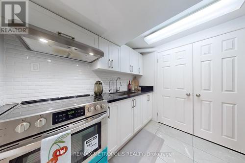 46 Bowhill Crescent, Toronto, ON - Indoor Photo Showing Kitchen