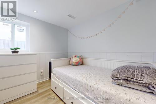 46 Bowhill Crescent, Toronto, ON - Indoor Photo Showing Bedroom