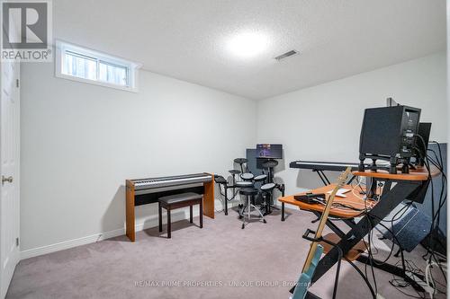 75 Avondale Drive, Clarington, ON - Indoor Photo Showing Office