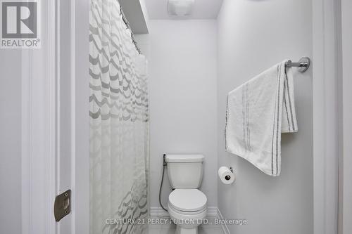 2016 Cameron Lott Crescent, Oshawa, ON - Indoor Photo Showing Bathroom