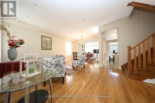 142 Estate Garden Avenue, Richmond Hill, ON - Indoor