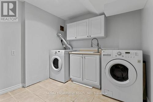 4535 Weltman Way, Lincoln, ON - Indoor Photo Showing Laundry Room