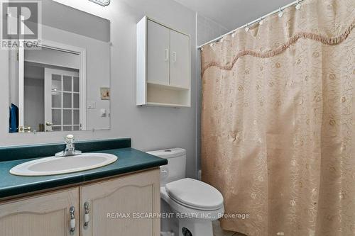 4535 Weltman Way, Lincoln, ON - Indoor Photo Showing Bathroom