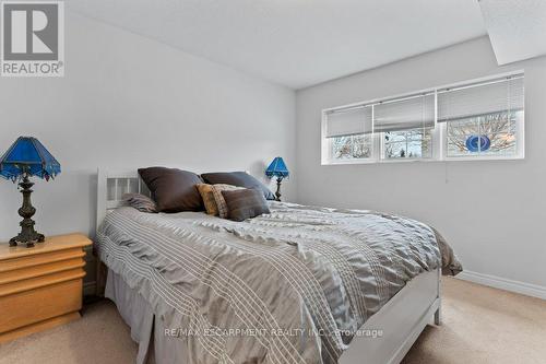 4535 Weltman Way, Lincoln, ON - Indoor Photo Showing Bedroom