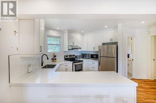 5225 Rice Lake Drive N, Hamilton Township, ON - Indoor Photo Showing Kitchen