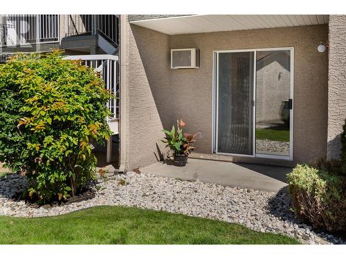 735 Cook Road Unit# 109A, Kelowna, BC - Outdoor