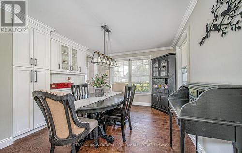 8 Sunny Ridge Trail, Clarington, ON - Indoor Photo Showing Dining Room