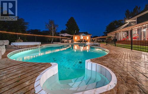 8 Sunny Ridge Trail, Clarington, ON - Outdoor With In Ground Pool With Backyard