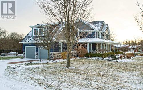 8 Sunny Ridge Trail, Clarington, ON - Outdoor