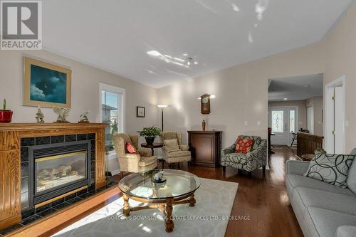 593 Roosevelt Drive, Kingston (City Southwest), ON - Indoor Photo Showing Living Room With Fireplace