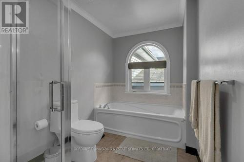 593 Roosevelt Drive, Kingston (City Southwest), ON - Indoor Photo Showing Bathroom