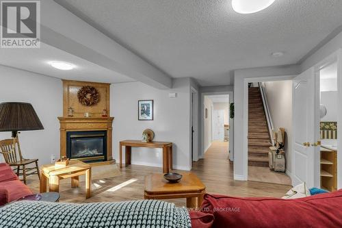 593 Roosevelt Drive, Kingston (City Southwest), ON - Indoor Photo Showing Living Room With Fireplace