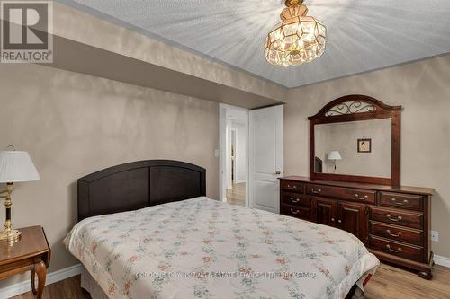 593 Roosevelt Drive, Kingston (City Southwest), ON - Indoor Photo Showing Bedroom