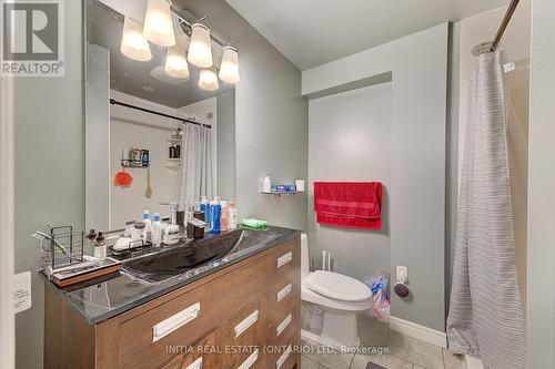 212 Killarney Grove, London, ON - Indoor Photo Showing Bathroom