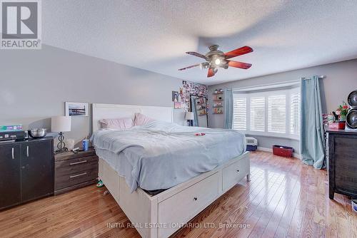 212 Killarney Grove, London, ON - Indoor Photo Showing Bedroom