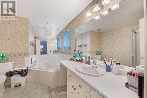 212 Killarney Grove, London, ON - Indoor Photo Showing Bathroom