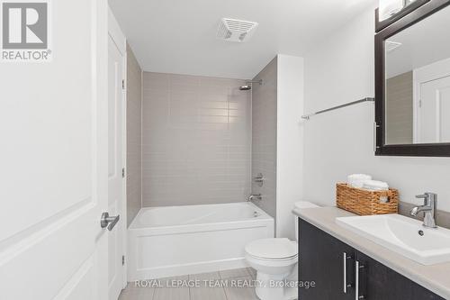 1705 - 195 Besserer Street, Ottawa, ON - Indoor Photo Showing Bathroom