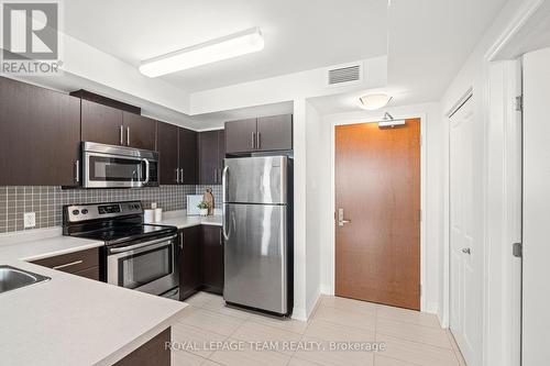 1705 - 195 Besserer Street, Ottawa, ON - Indoor Photo Showing Kitchen With Stainless Steel Kitchen