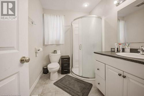 62 Dorset Street, Waterloo, ON - Indoor Photo Showing Bathroom