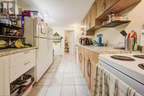 62 Dorset Street, Waterloo, ON - Indoor Photo Showing Kitchen