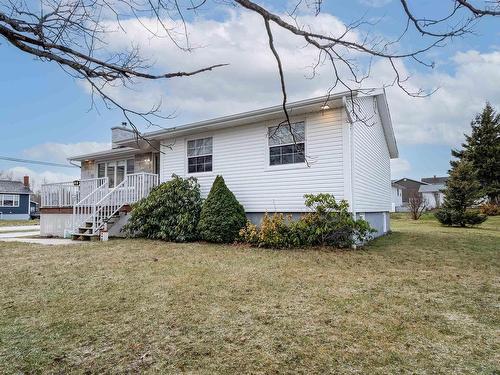 37 Hillside Avenue, Glace Bay, NS 