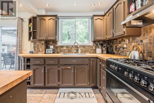 48 Dane Street, Kitchener, ON - Indoor Photo Showing Kitchen