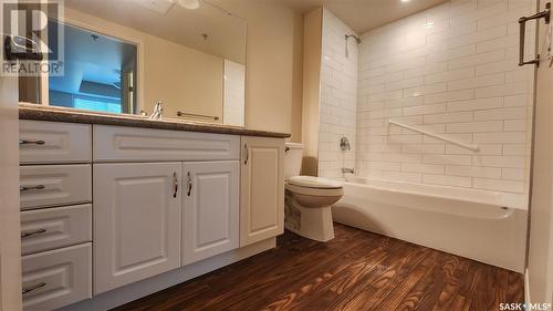 323 680 7Th Avenue E, Melville, SK - Indoor Photo Showing Bathroom