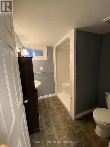 Lower - 130 Rockwood Avenue, St. Catharines (455 - Secord Woods), ON - Indoor Photo Showing Bathroom