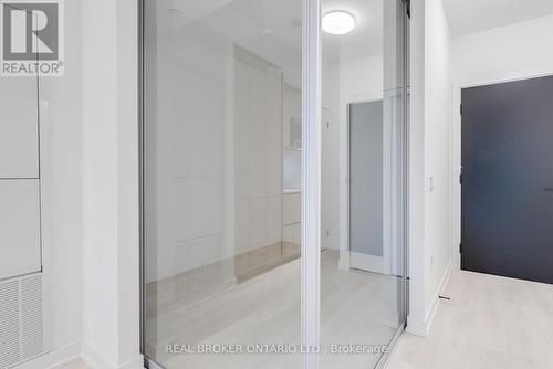 804 - 117 Broadway Avenue, Toronto, ON - Indoor Photo Showing Bathroom