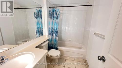 2511 - 35 Finch Avenue E, Toronto, ON - Indoor Photo Showing Bathroom