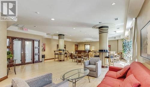 2511 - 35 Finch Avenue E, Toronto, ON - Indoor Photo Showing Living Room