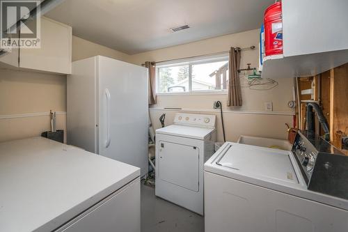 7713 Thompson Drive, Prince George, BC - Indoor Photo Showing Laundry Room