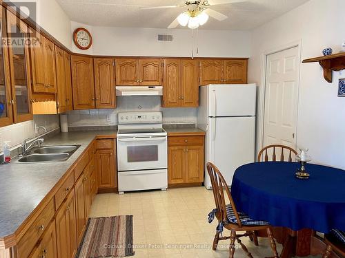 206 - 203 Mcnab Street, Brockton, ON - Indoor Photo Showing Kitchen With Double Sink