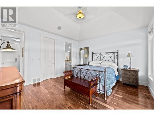 1831 Primrose Crescent, Kamloops, BC - Indoor Photo Showing Bedroom