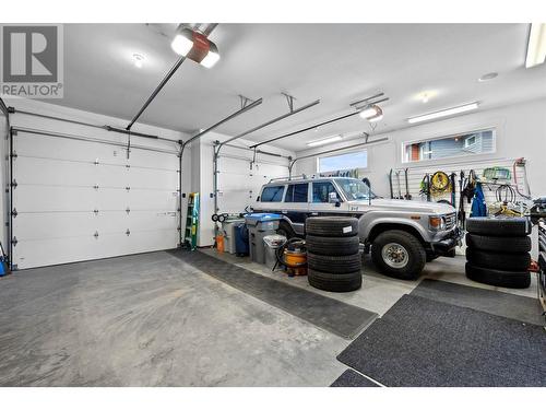 1831 Primrose Crescent, Kamloops, BC - Indoor Photo Showing Garage