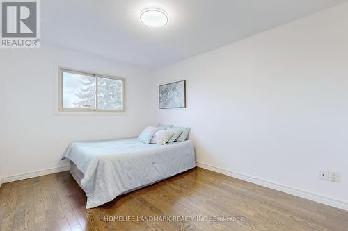 19 Myrna Lane, Toronto, ON - Indoor Photo Showing Bedroom