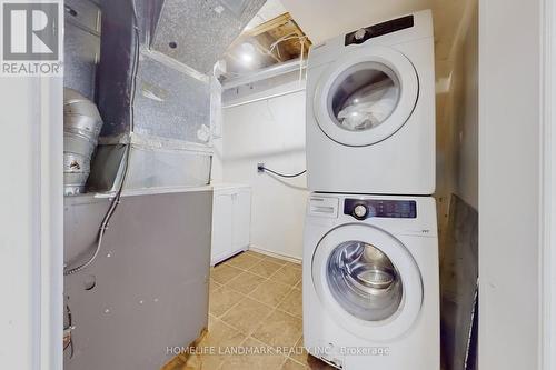 19 Myrna Lane, Toronto, ON - Indoor Photo Showing Laundry Room