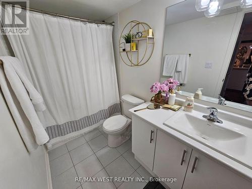 A - 31 Lookout Drive, Clarington, ON - Indoor Photo Showing Bathroom