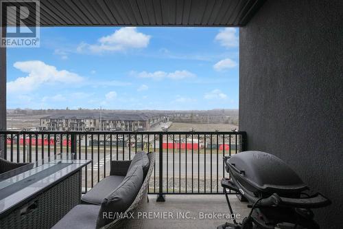 404 - 4 Spice Way, Barrie, ON - Outdoor With Balcony