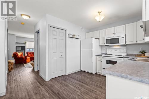 100 203 Herold Terrace, Saskatoon, SK - Indoor Photo Showing Kitchen