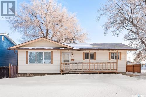 1386 Manitou Crescent, Moose Jaw, SK - Outdoor With Deck Patio Veranda