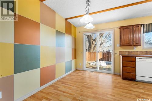 1386 Manitou Crescent, Moose Jaw, SK - Indoor Photo Showing Kitchen