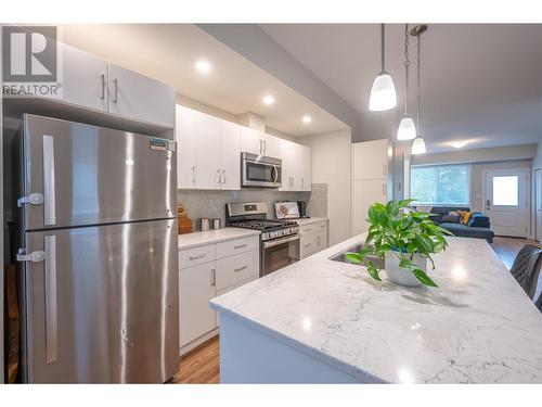 223 Conklin Avenue Unit# 101, Penticton, BC - Indoor Photo Showing Kitchen With Upgraded Kitchen