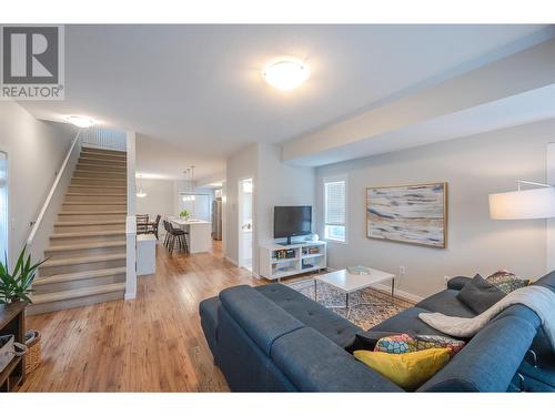 223 Conklin Avenue Unit# 101, Penticton, BC - Indoor Photo Showing Living Room