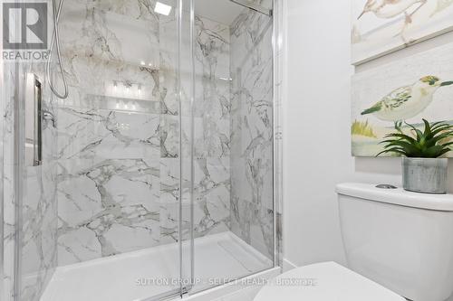 883 Westbury Place, London, ON - Indoor Photo Showing Bathroom