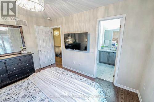 369 Ladycroft Terrace, Mississauga, ON - Indoor Photo Showing Bedroom